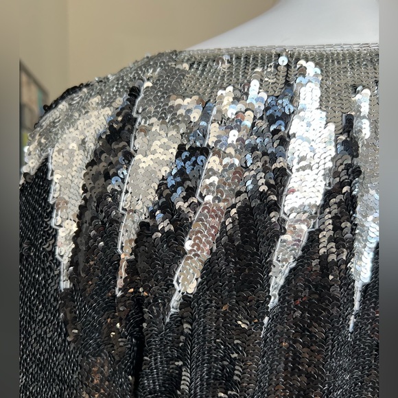 ✨ Vtg 80s Silk, Sequined, & Beaded Top - Judith Ann Creations brand - Picture 8 of 15